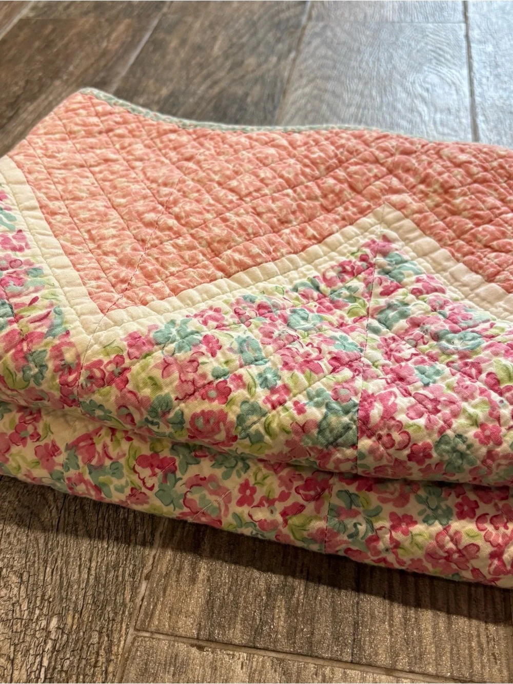 Laura Ashley Pillow Shams Set‎ Of 2 Standard Pink Blue Floral Patchwork Quilted